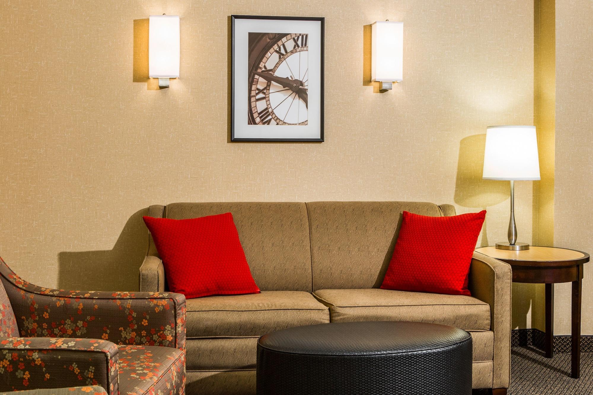 Cambria Hotel Akron - Canton Airport Uniontown Exteriör bild